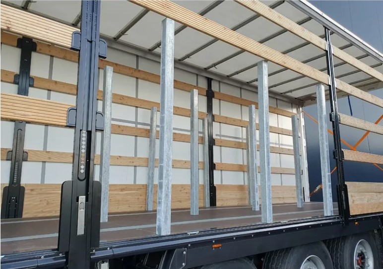 Коник на полуприцеп или прицеп