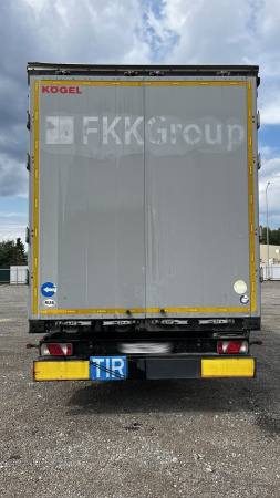69752